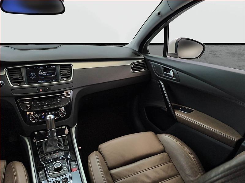 Peugeot 508 (2012) 2.2 HDi, Automat, po STK - fotka 8 z 17