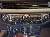 Jeep Wrangler (2024) Rubicon 2.0 Turbo 4WD - náhled 17