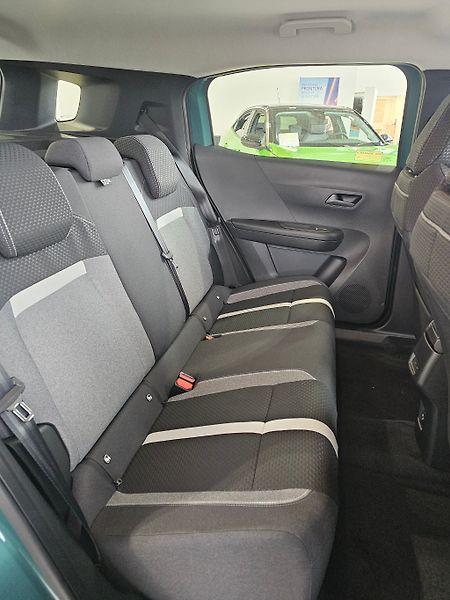 Opel Frontera (2026) Edition Hybrid 1.2 TURBO 110k - fotka 17 z 17