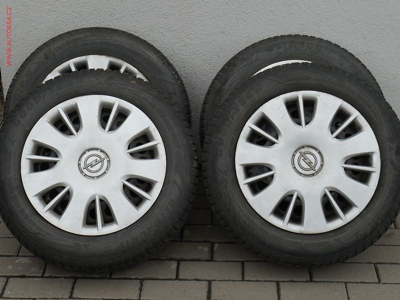 Opel Corsa (2008) 1.3CDTi, AC, výhřev sed - fotka 19 z 19