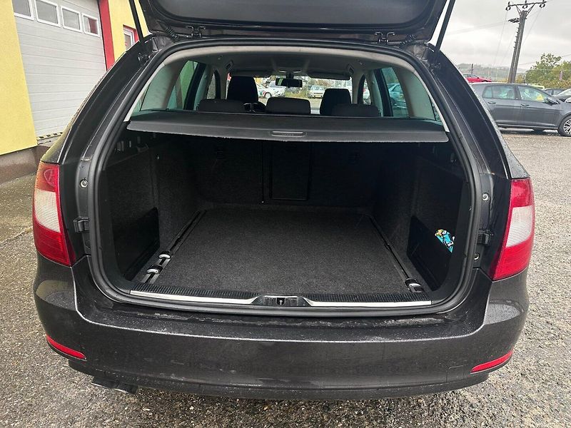Škoda Superb (2011) 2.0TDi VýhřevSedadel/Serv.Knih - fotka 13 z 25