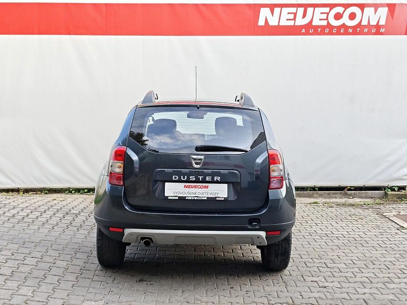 Dacia Duster (2016) 1.6i Arctica - fotka 16 z 21