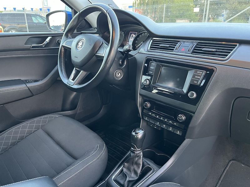 Škoda Rapid (2016) 1.6 TDi-85kW - fotka 11 z 15