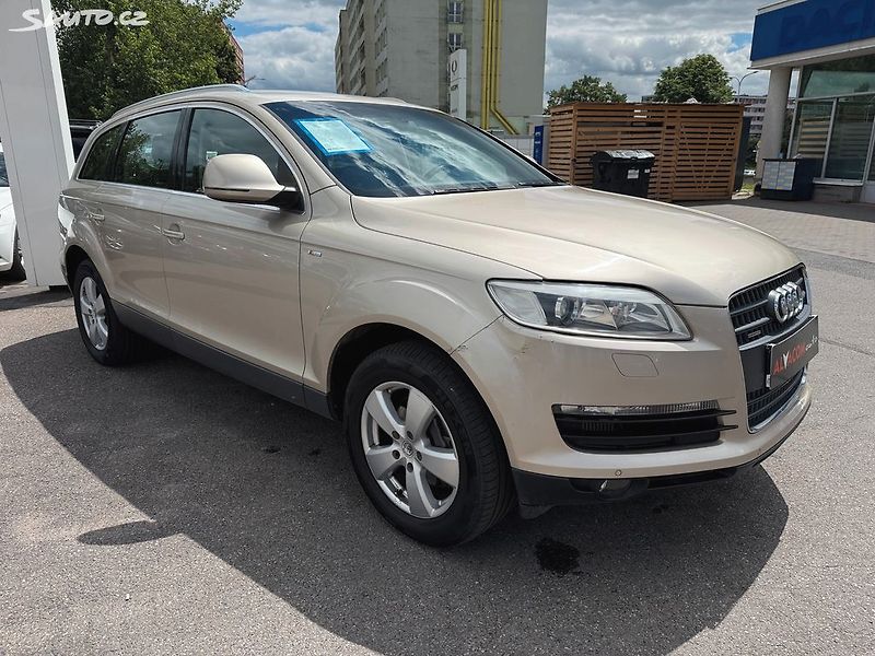 Audi Q7 3,0 TDI V6 QUATTRO - fotka 4 z 38