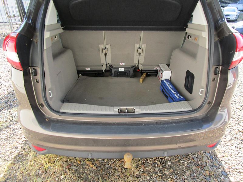 Ford C-MAX 1,5-110KW-KOUPEN V ČR - fotka 6 z 15