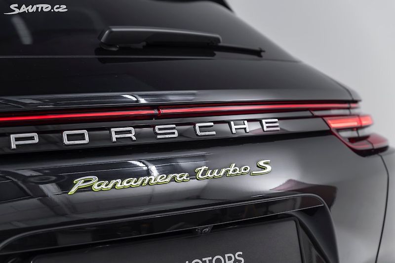 Porsche Panamera Turbo S E-Hybrid*CZ*záruka - fotka 36 z 41