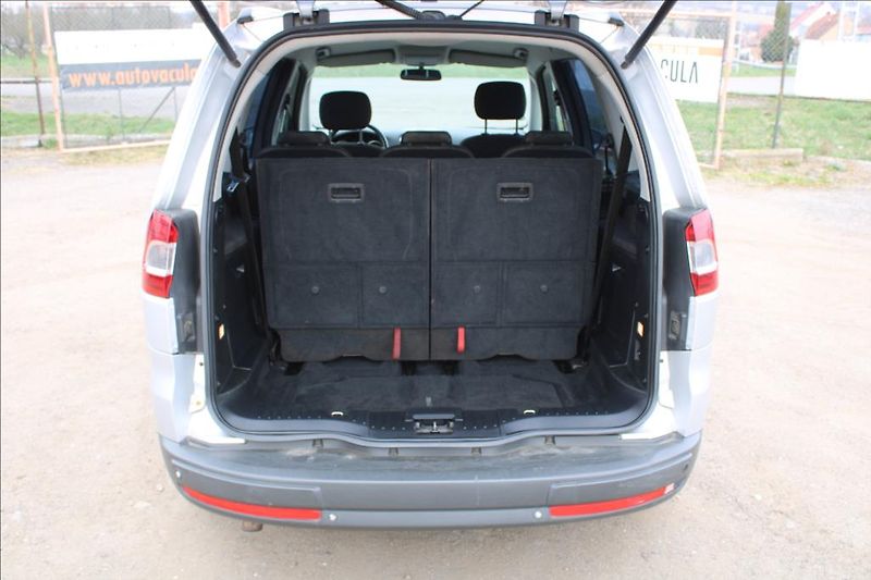 Ford Galaxy 2,0 TDCi  AUTOMAT, 7 - MÍST - fotka 13 z 26