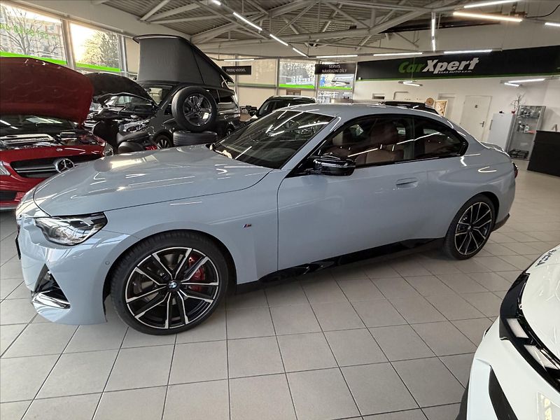 BMW Řada 2 3,0   M240i X-Drive - fotka 13 z 30