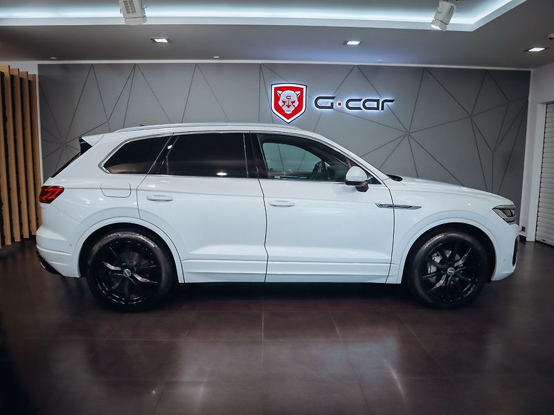 Volkswagen Touareg 3.0TDI V6 R-line 210 kW - fotka 4 z 31