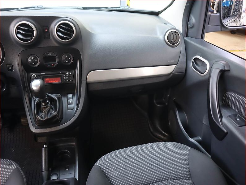 Mercedes-Benz Citan (2017) 111 CDI, 5Míst - fotka 8 z 15