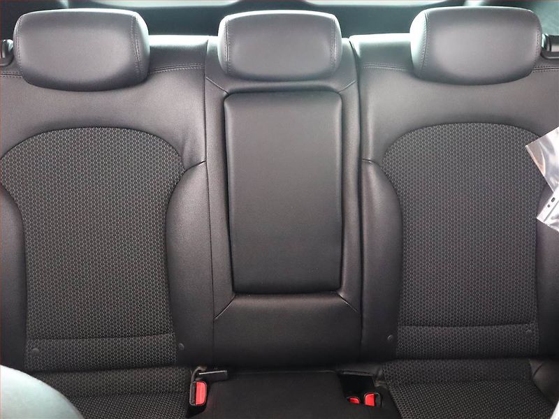 Hyundai ix35 (2013) 2.0 CRDi, 4X4, Tempomat - fotka 10 z 22