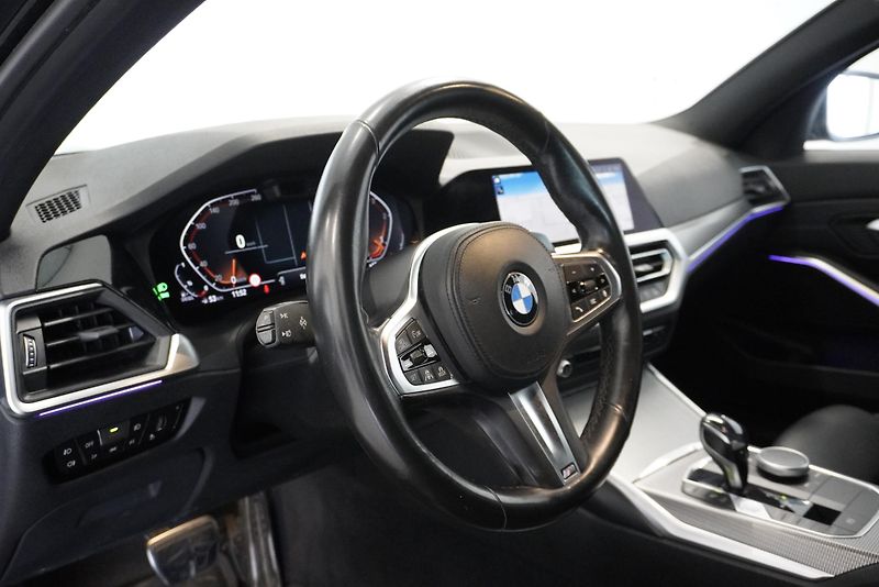 BMW Řada 3 (2020) 320D  2,0 M-SPORT XDRIVE AUT. - fotka 13 z 31
