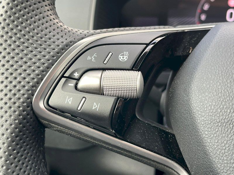 Škoda Karoq (2025) Drive 1,5TSI / 110kW M6F - fotka 25 z 29