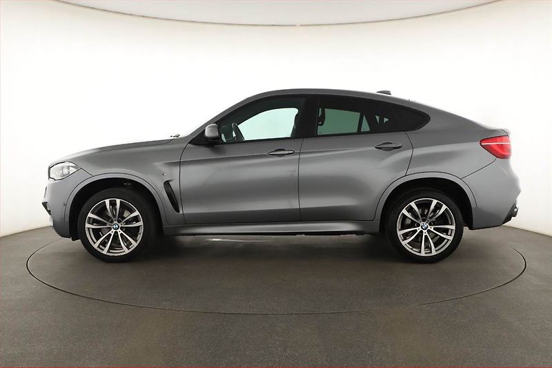 BMW X6 (2015) M Paket xDrive40d - fotka 3 z 20