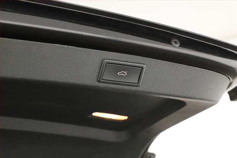 Škoda Superb (2016) Comfort 2.0 TDI, Automat, Navi - fotka 19 z 19
