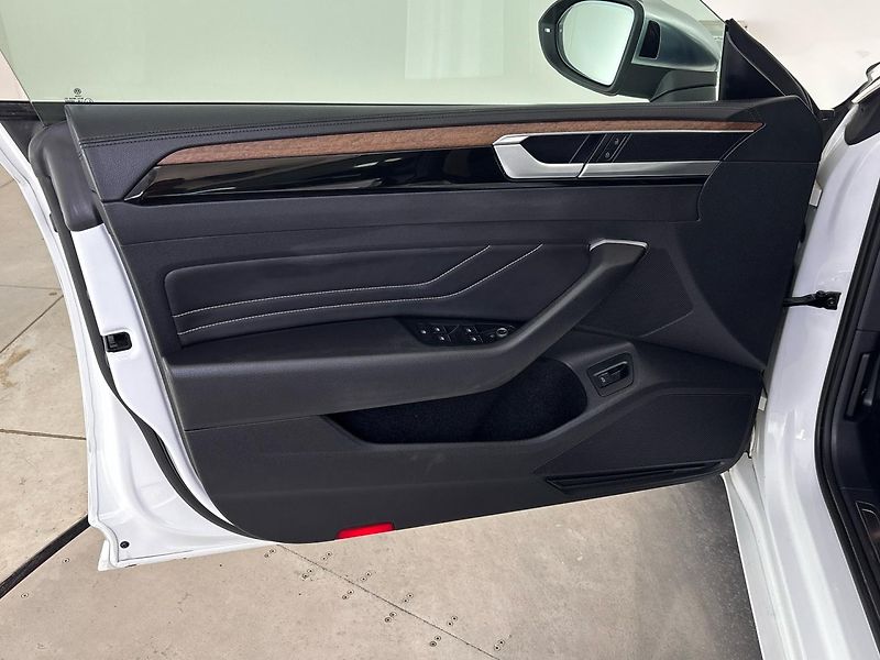 Volkswagen Arteon Elegance DSG - fotka 13 z 29