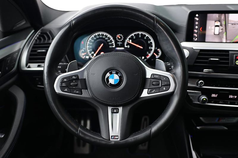 BMW X3 M40i - fotka 12 z 17
