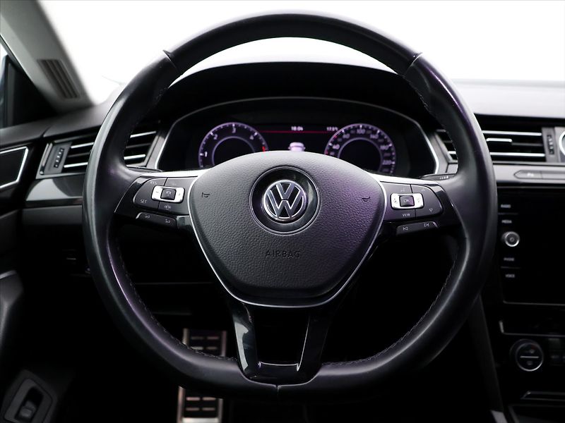 Volkswagen Arteon 2,0 TDI 140kW DSG Elegance CZ - fotka 14 z 27