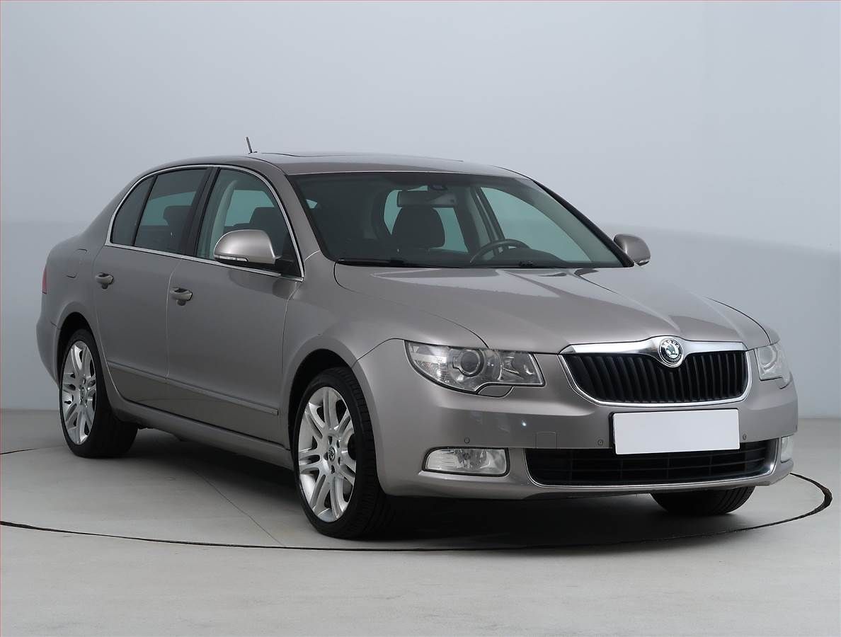 Škoda Superb 2.0 TDI, Serv.kniha, v provozu