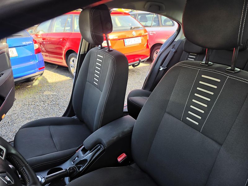 Renault Fluence 1.6 16V Park Senzor  - fotka 21 z 29