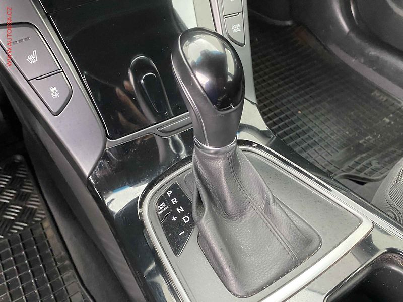 Hyundai i40 (2015) 1.7 CRDi, ČR, AT, LED, navi - fotka 16 z 18