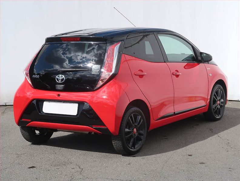 Toyota Aygo (2018) 1.0 VVT-i, Automat, ČR,1.maj - fotka 5 z 18
