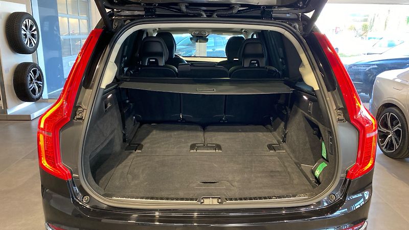 Volvo XC90 PLUS BRIGHT CHROME, B5 AWD, 17 - fotka 9 z 45