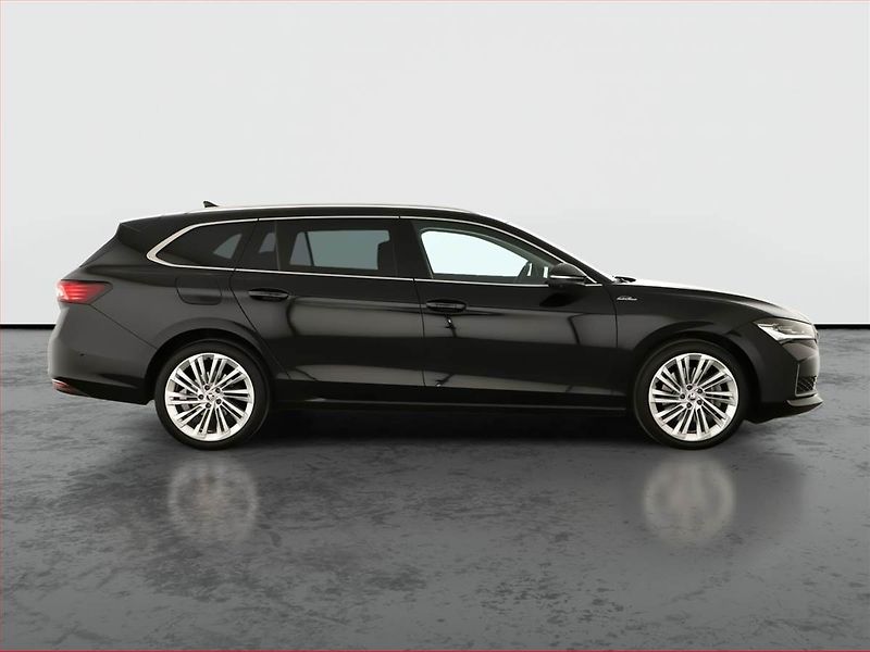 Škoda Superb (2024) 2.0 TDI, L&K, HUD, 360° - fotka 6 z 23
