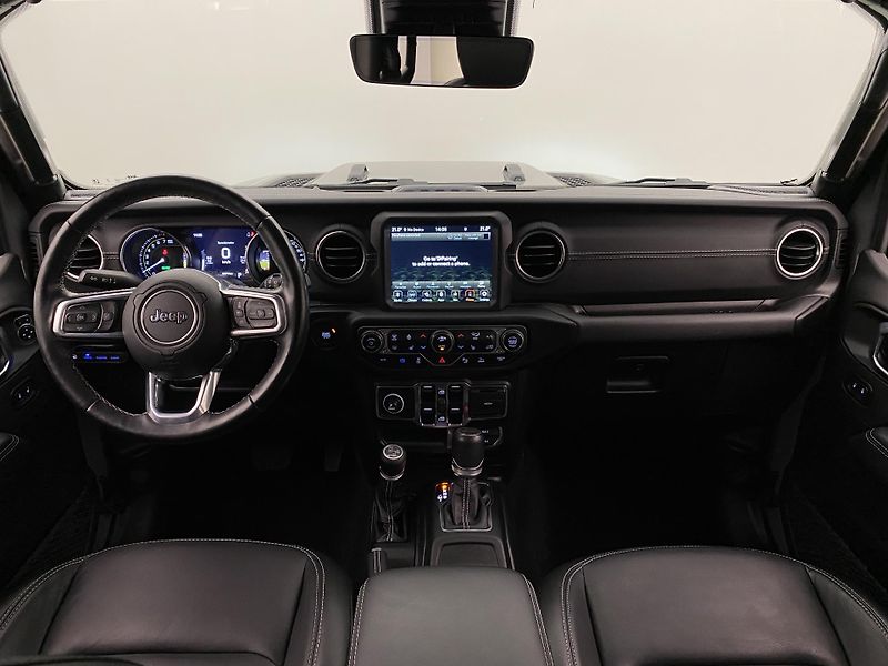 Jeep Wrangler UNLIMITED PHEV 4xE CZ 1.maj - fotka 2 z 61