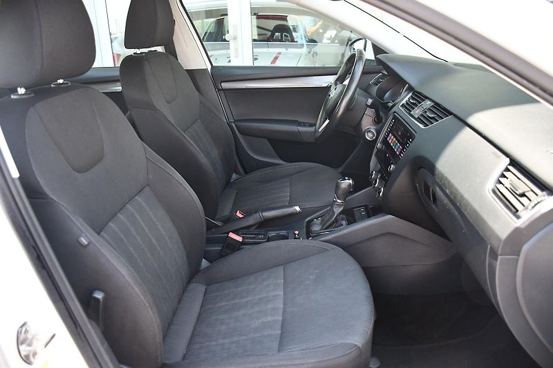 Škoda Octavia 1.5TSi 110kW DSG NAV KESSY - fotka 13 z 52