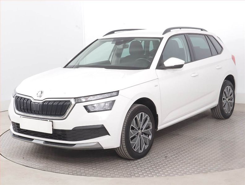 Škoda Kamiq (2023) Ambition 1.0 TSI, Serv.kniha - fotka 2 z 16