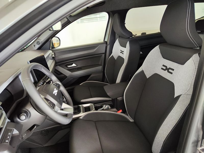 Dacia Bigster (2026) JOURNEY mild hybrid-G 140 - fotka 5 z 6