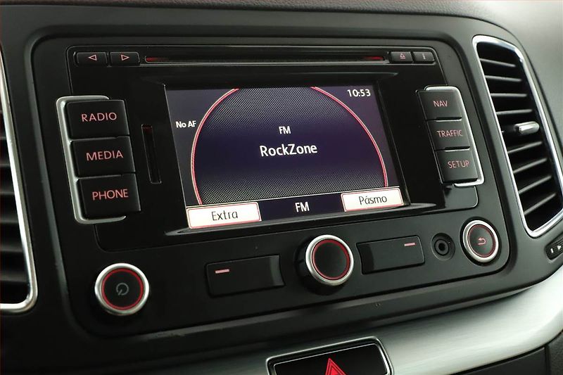 Volkswagen Sharan (2011) 2.0 TDI, 7 míst, Tempomat - fotka 9 z 25