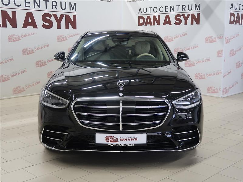 Mercedes-Benz Třídy S 3,0 350d 4MATIC AMG EXCLUSIVE - fotka 2 z 50