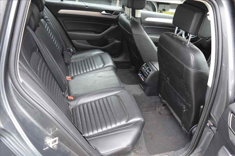 Volkswagen Passat CC (2017) 2,0 BITDI DSG 4-MOTION - fotka 22 z 23