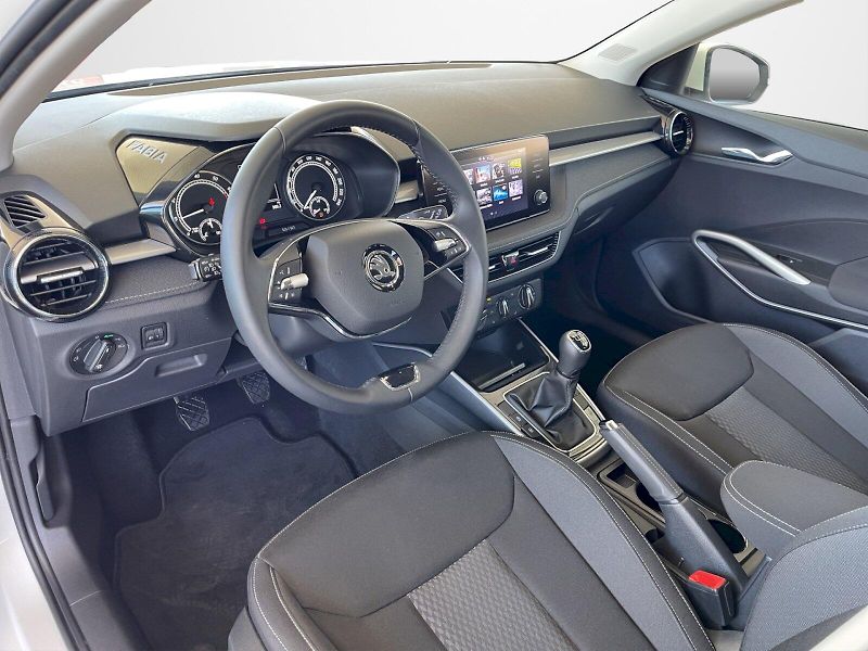 Škoda Fabia (2023) 1.0 TSI 81kW Style Plus - fotka 5 z 31