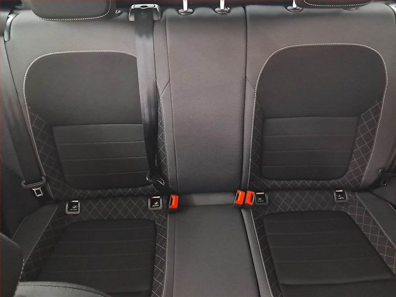 Škoda Fabia (2022) Ambition Plus 1.0 TSI, ČR - fotka 10 z 19