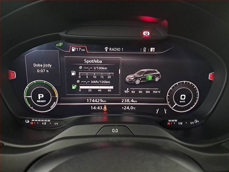 Audi A3 (2017) e-tron, Automat, Kůže, Navi - fotka 11 z 20