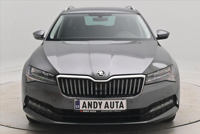 Škoda Superb 2,0 TDI 110 kW DSG TAŽNÉ NAVI - fotka 2 z 31