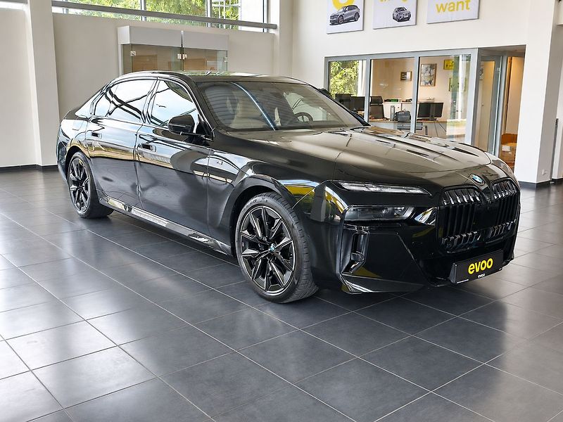 BMW Řada 7 (2023) M Sport Pro*Bowers & Wilkins D - fotka 3 z 22