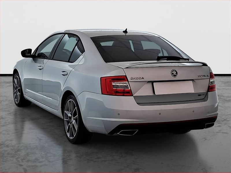 Škoda Octavia (2015) RS 2.0 TDI, Automat, Kůže - fotka 4 z 18