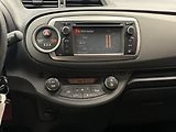 Toyota Yaris 1.3 Style VIP senso smart - náhled 10