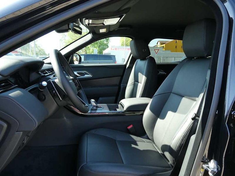 Land Rover Range Rover Velar 3,0 Dynamic SE D300 4x4 aut. - fotka 9 z 34