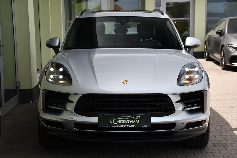 Porsche Macan S 3.0V6 260kW PANO - fotka 9 z 39