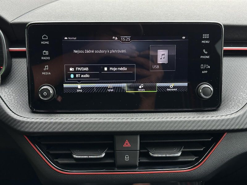 Škoda Scala 1.0TSi 116PS Monte Carlo Matri - fotka 27 z 44