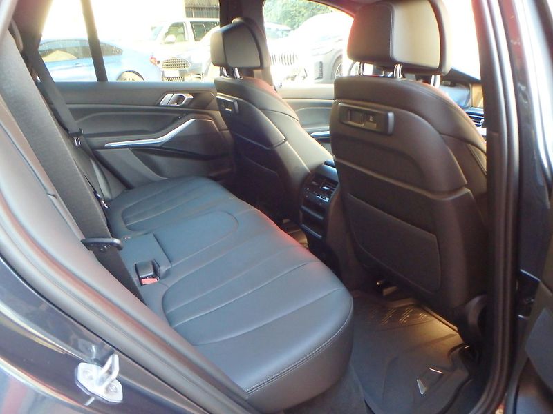 BMW X5 (2022) 45e, xDrive, Laser , TZ - fotka 14 z 20