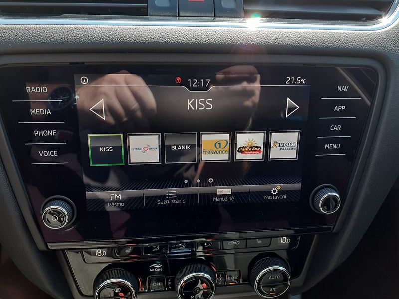 Škoda Octavia (2018) KOMBI 1.5 TSi DSG - fotka 12 z 41