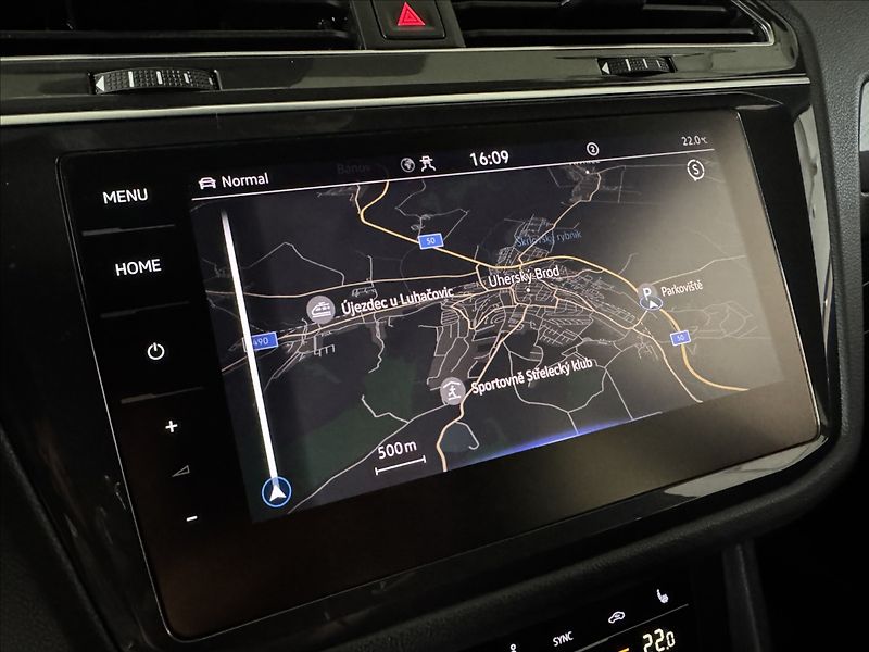 Volkswagen Tiguan 2,0 TDi  DSG Active LED Assist - fotka 36 z 49