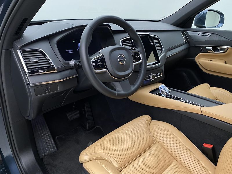 Volvo XC90 B5 AWD BRIGHT PLUS AUT CZ 7m - fotka 4 z 63