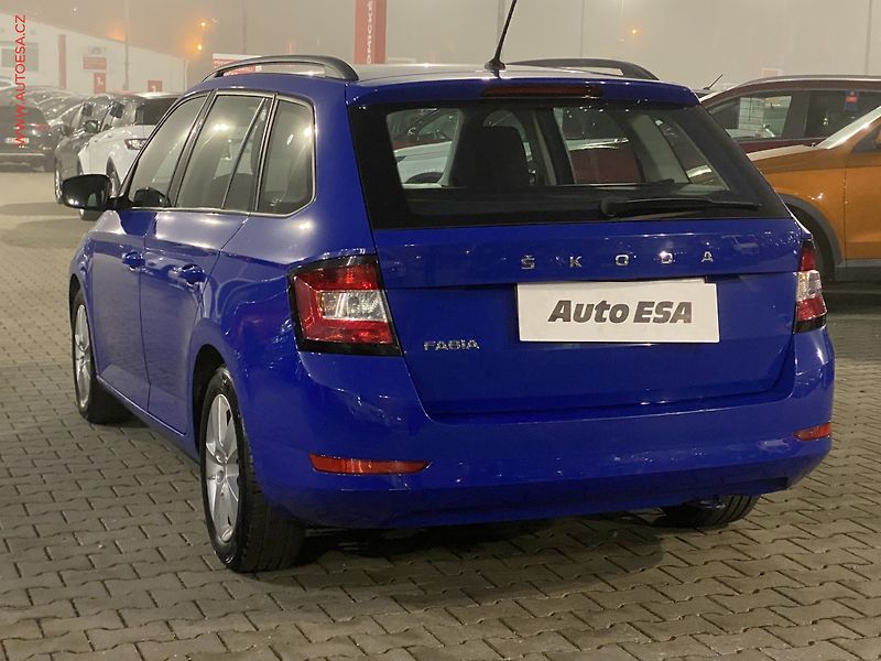 Škoda Fabia (2021) 1.0 TSi, 1.maj,ČR, Ambition - fotka 6 z 16